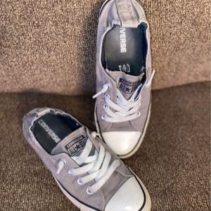 Women's converse size 7